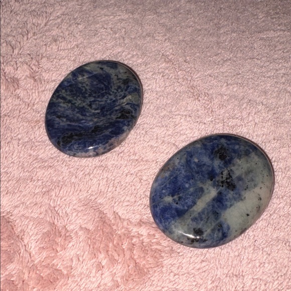 ✨ Natural Crystal Worry Stone | Pocket Palm Stone | Anxiety Relief & Meditation - Picture 7 of 9
